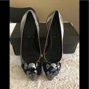 New BCBG MaxAzria flats pewter jeweled accent 7.5